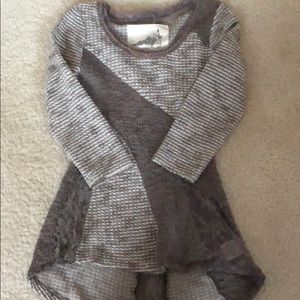 Three-quarter Sleeve Tunic